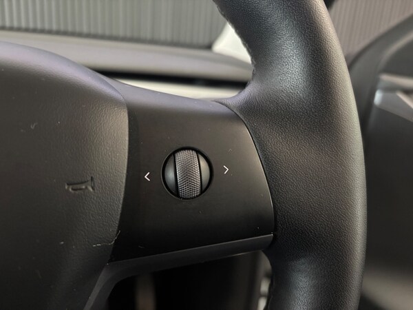 Used Tesla Model Y 2022 for sale - 76134018: Photo 61