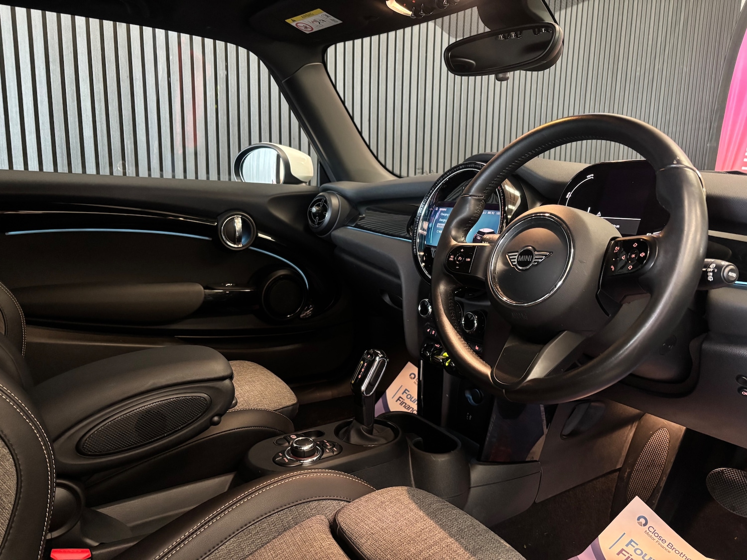 Used MINI Hatch 2022 for sale - 76416543: Photo 3