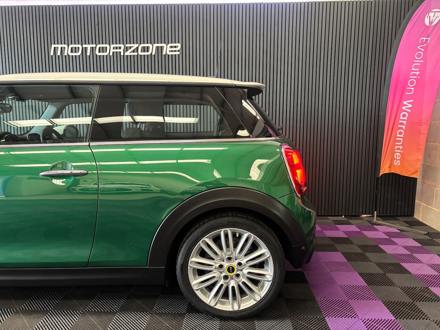 Used MINI Hatch 2022 for sale - 76416543: Photo 32
