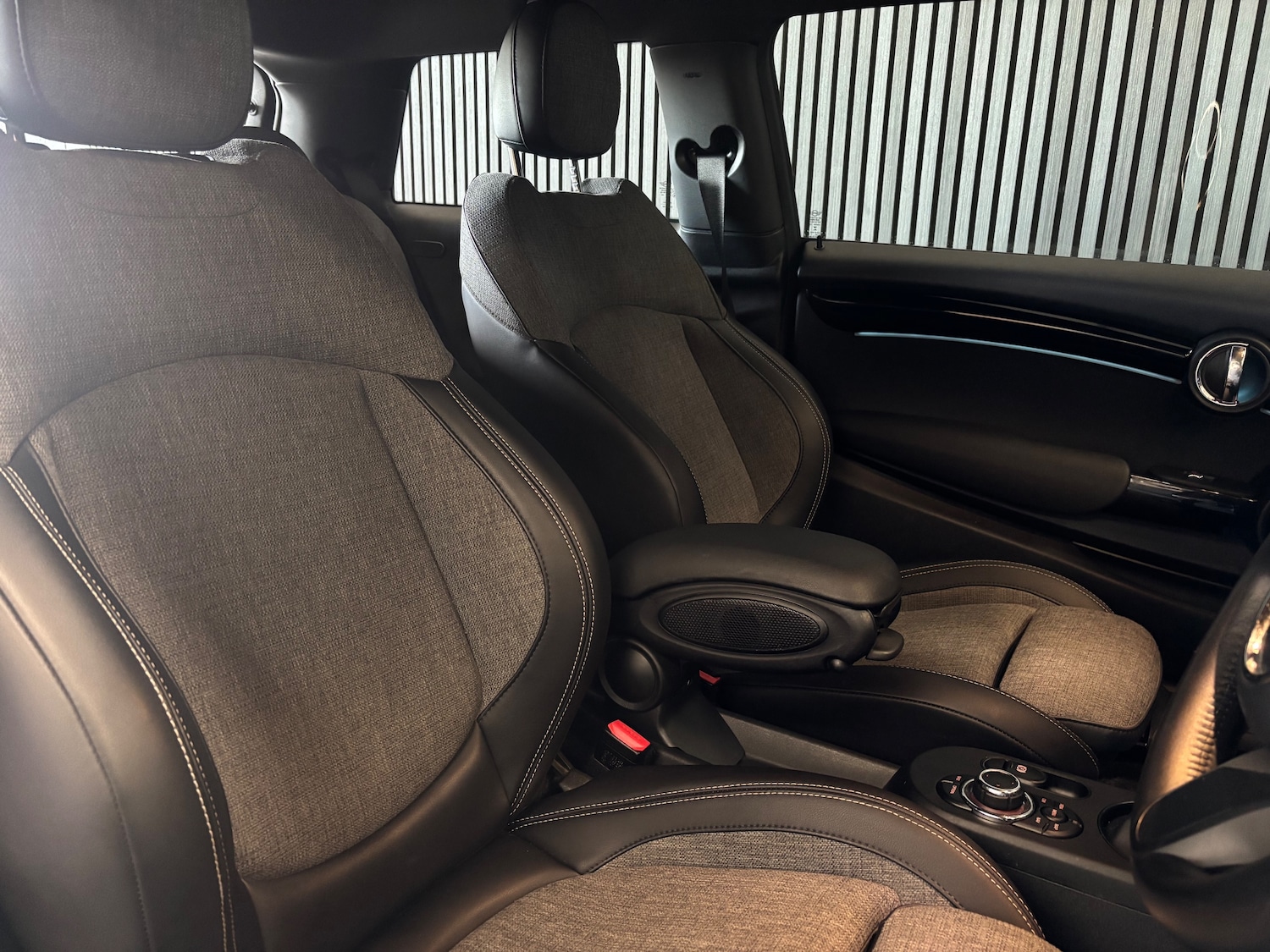 Used MINI Hatch 2022 for sale - 76416543: Photo 39