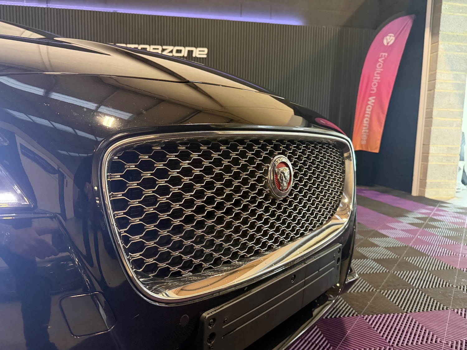 Used Jaguar XF for sale - 77520102: Photo 25