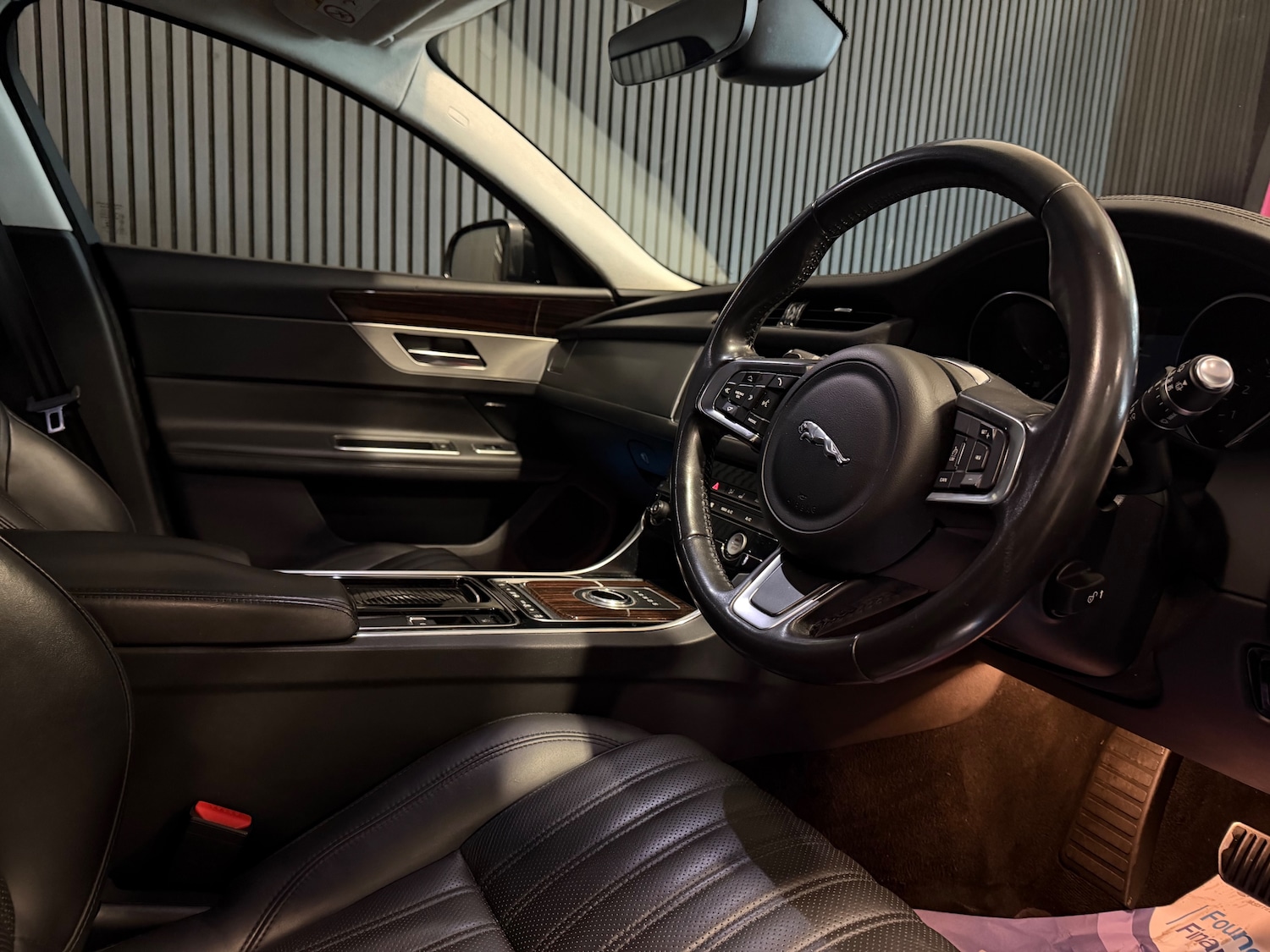 Used Jaguar XF for sale - 77520102: Photo 3