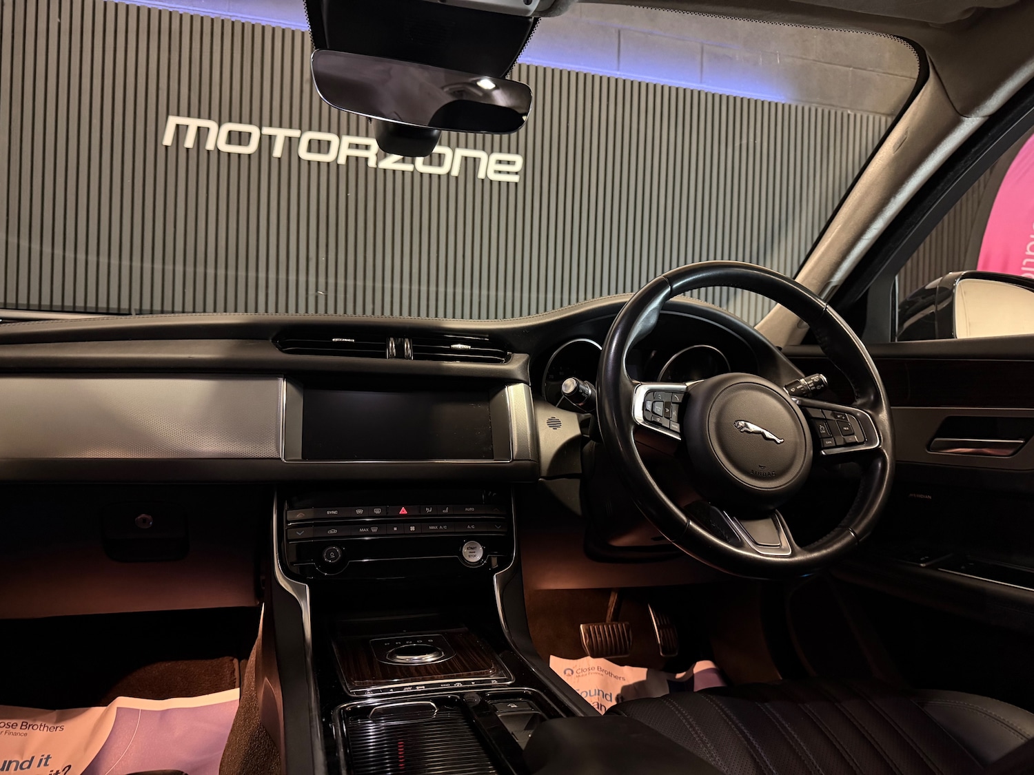 Used Jaguar XF for sale - 77520102: Photo 30