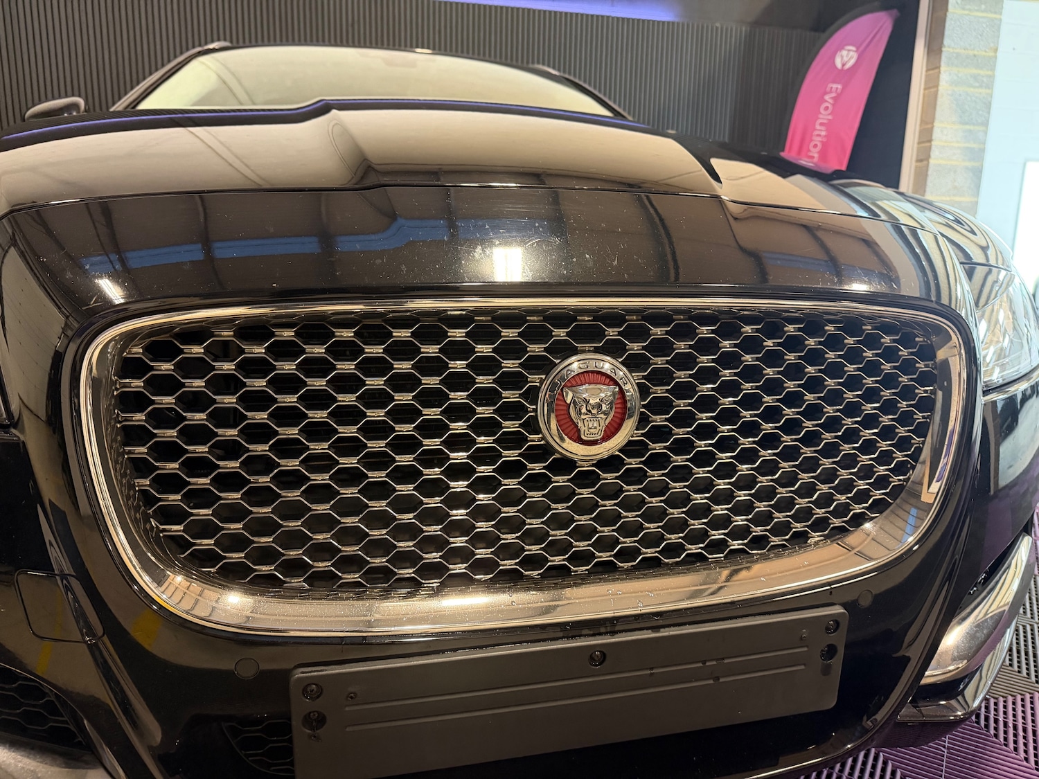 Used Jaguar XF for sale - 77520102: Photo 52