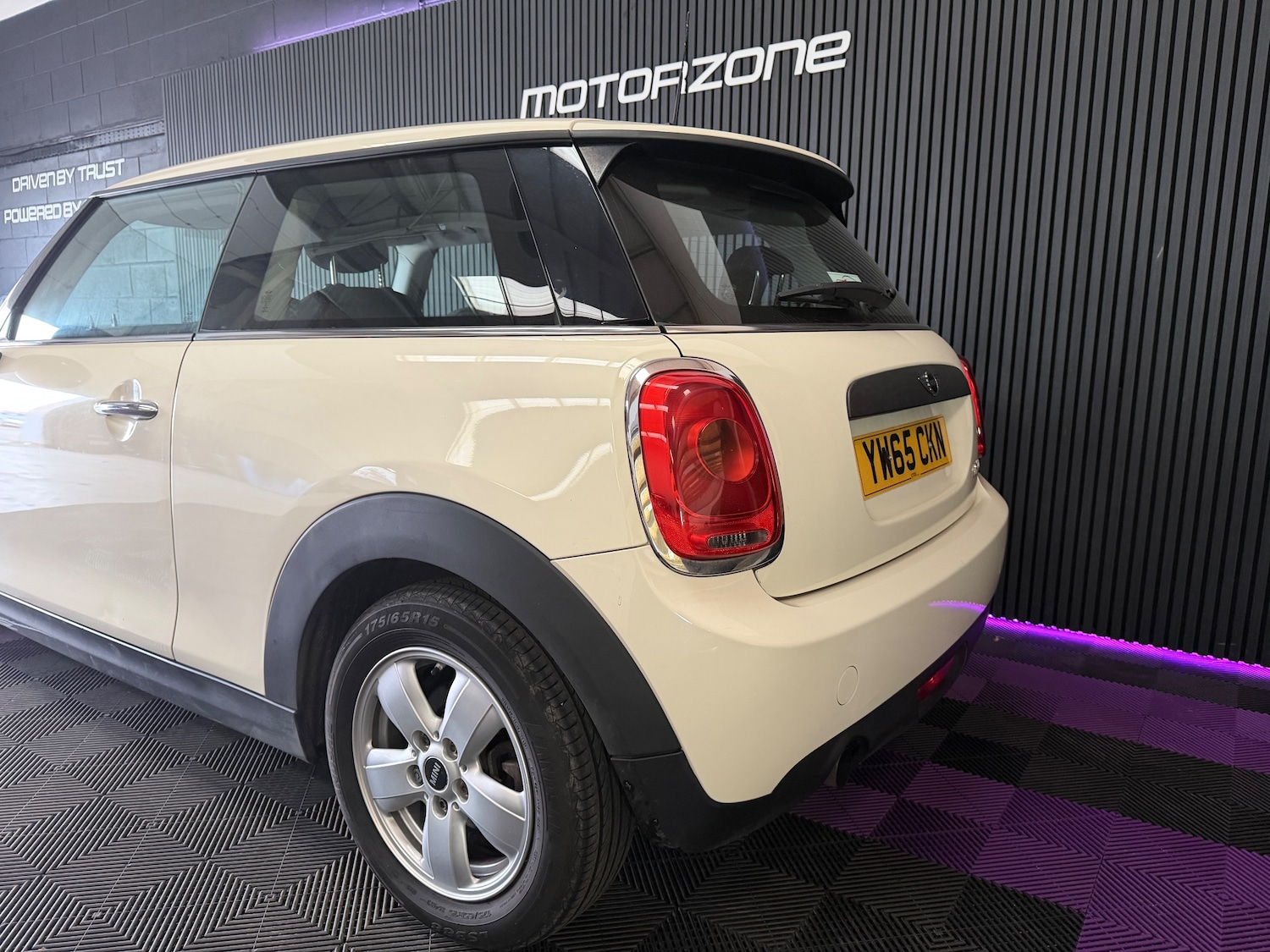 Used MINI Hatch for sale - 77984168: Photo 2