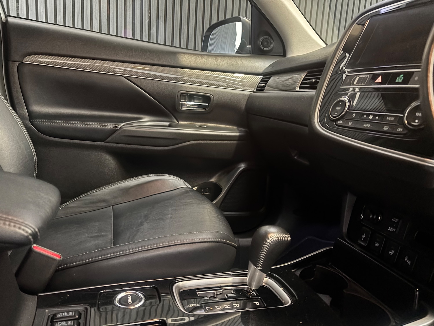 Used Mitsubishi Outlander 2018 for sale - 76422570: Photo 40