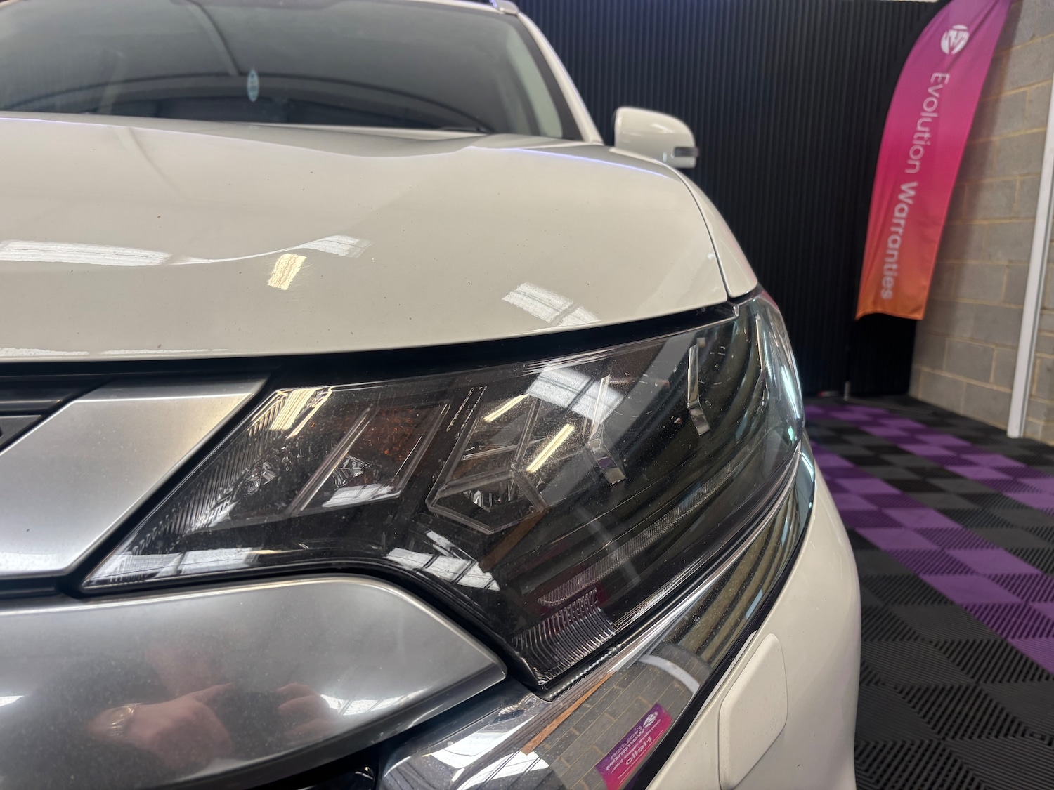 Used Mitsubishi Outlander 2018 for sale - 76422570: Photo 42