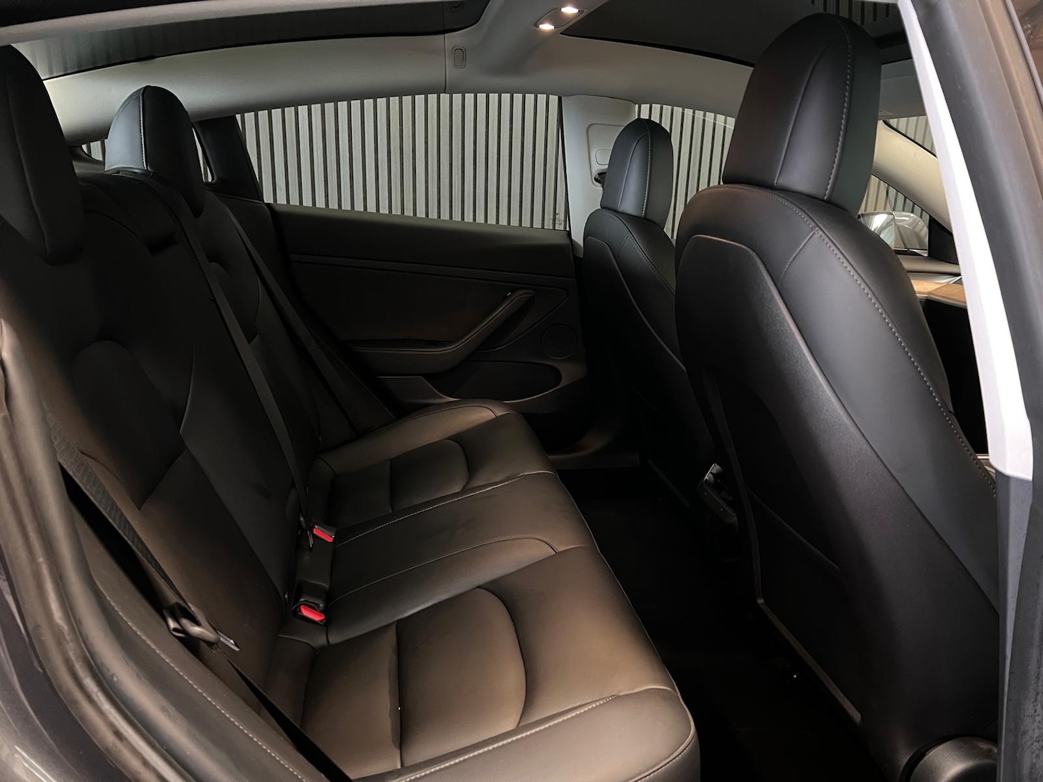 Used Tesla Model 3 2021 for sale - 77382116: Photo 32