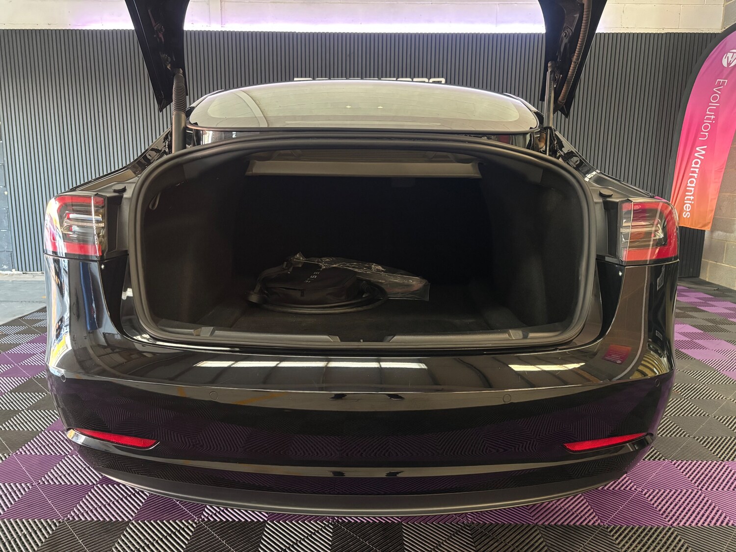 Used Tesla Model 3 2021 for sale - 76395597: Photo 12