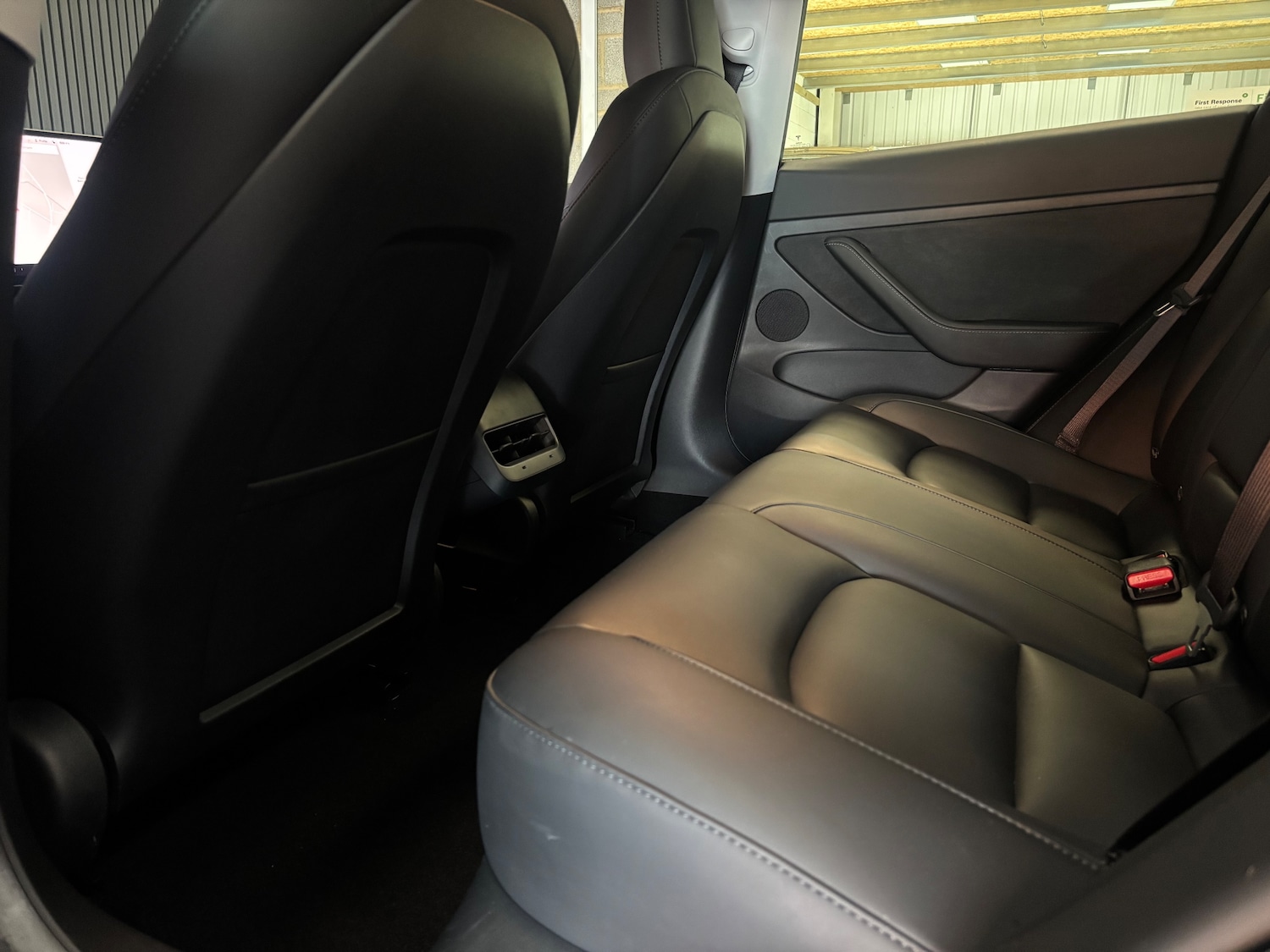 Used Tesla Model 3 2021 for sale - 76395597: Photo 49