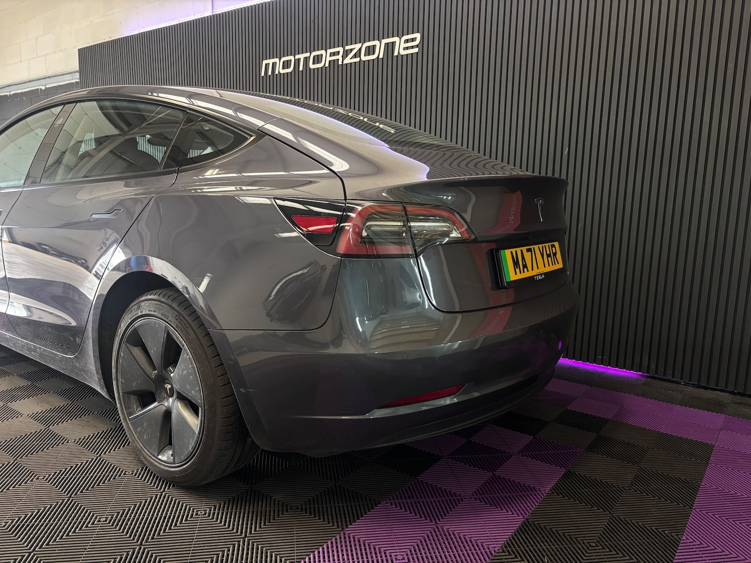 Used Tesla Model 3 2021 for sale - 76716426: Photo 2