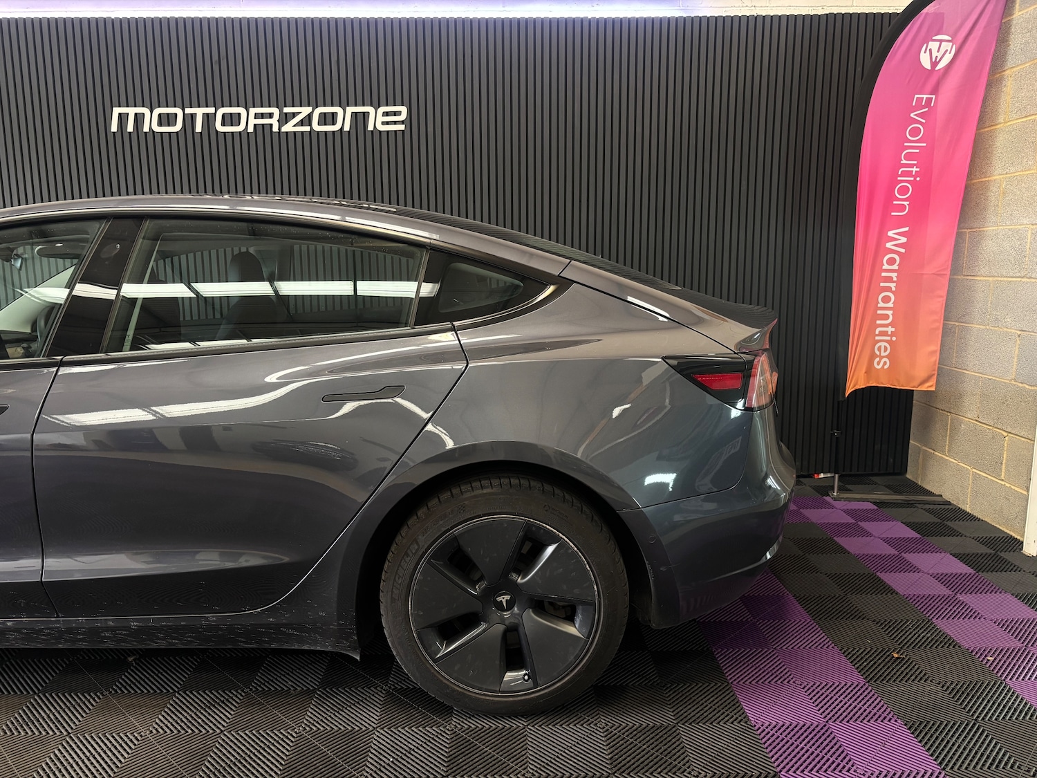 Used Tesla Model 3 2021 for sale - 76716426: Photo 4