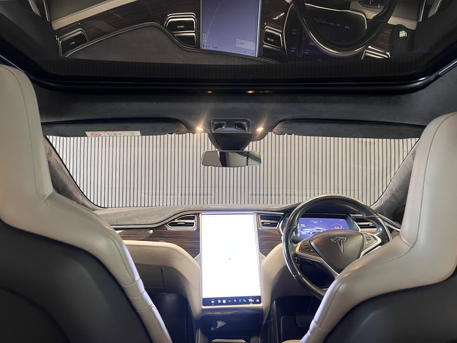 Used Tesla Model S 2015 for sale - 78124847: Photo 37