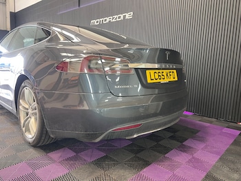 Used Tesla Model S 2015 for sale - 78124847: Photo