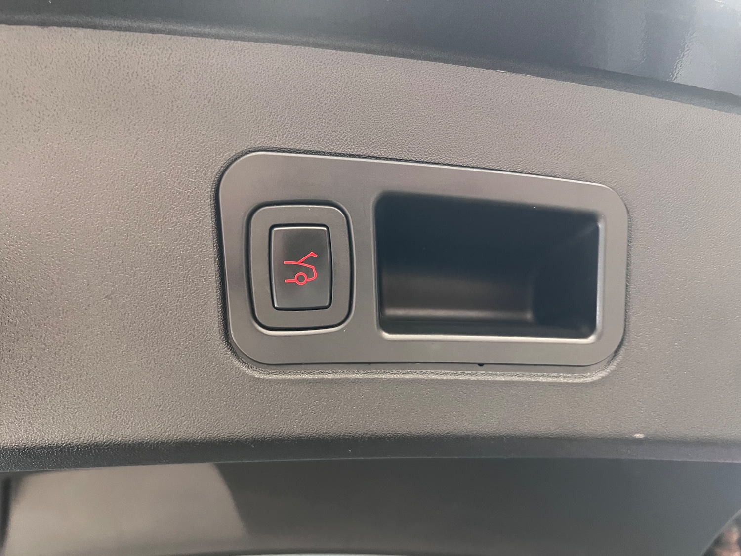 Used Tesla Model S 2015 for sale - 78124847: Photo 41