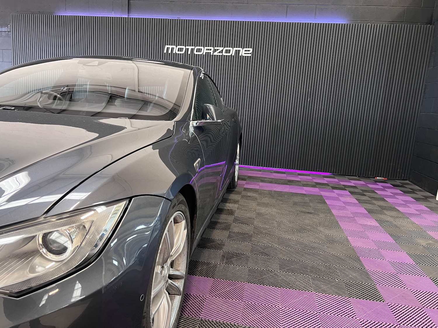 Used Tesla Model S 2015 for sale - 78124847: Photo 44