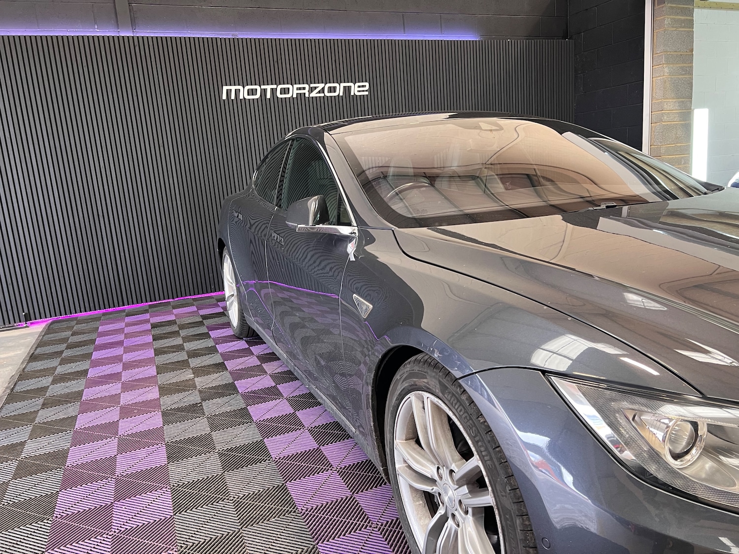 Used Tesla Model S 2015 for sale - 78124847: Photo 45