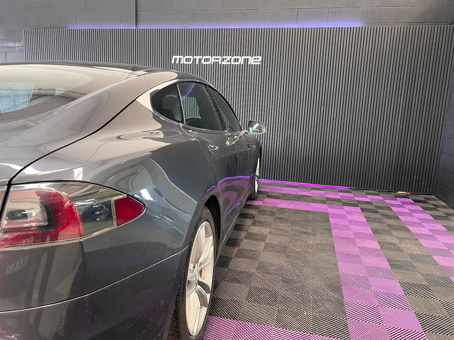 Used Tesla Model S 2015 for sale - 78124847: Photo 52