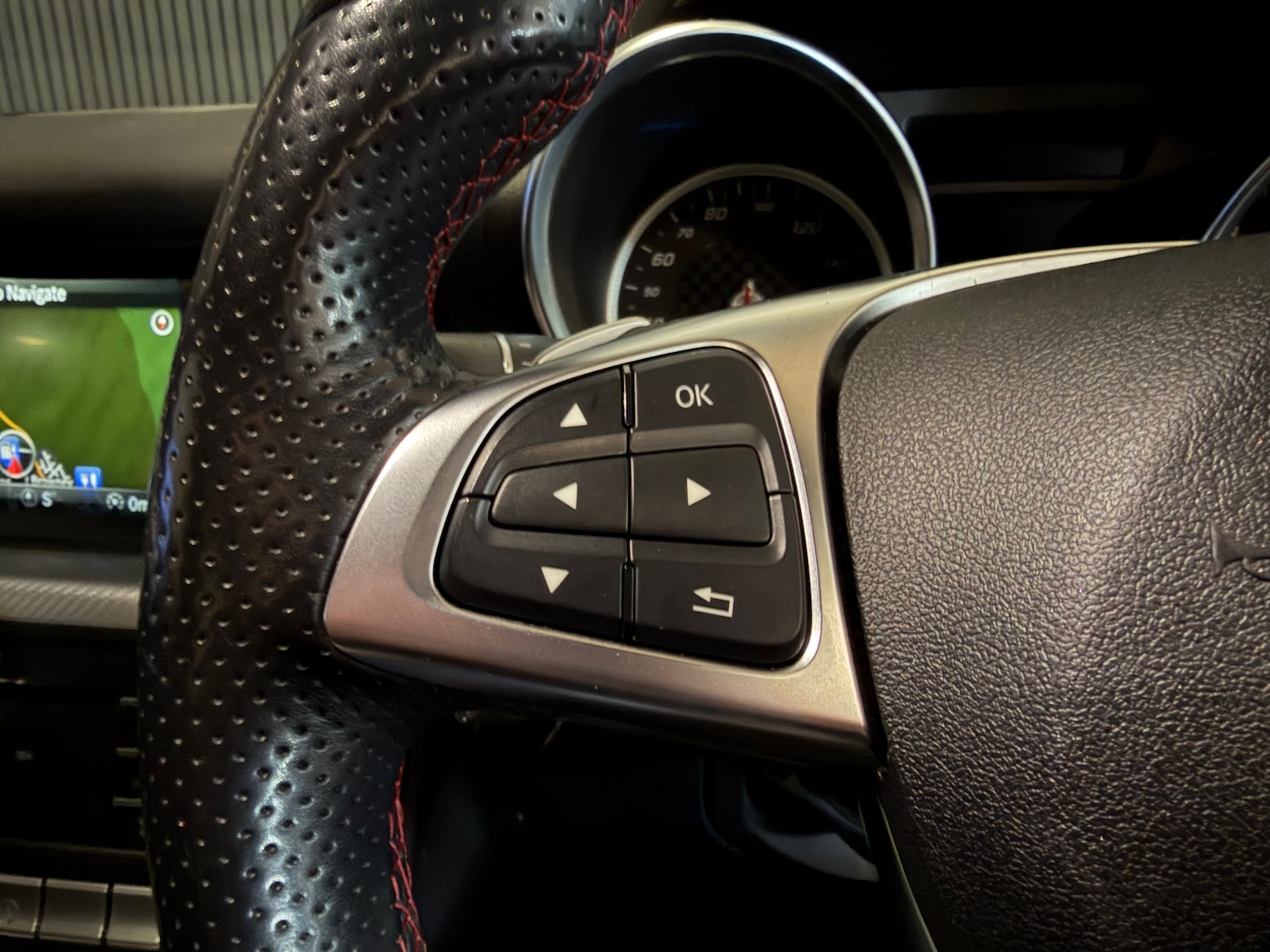 Used Mercedes-Benz SLC 2016 for sale - 77546183: Photo 38