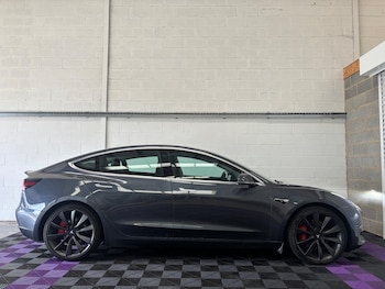 Used Tesla Model 3 2020 for sale - 75428398: Photo