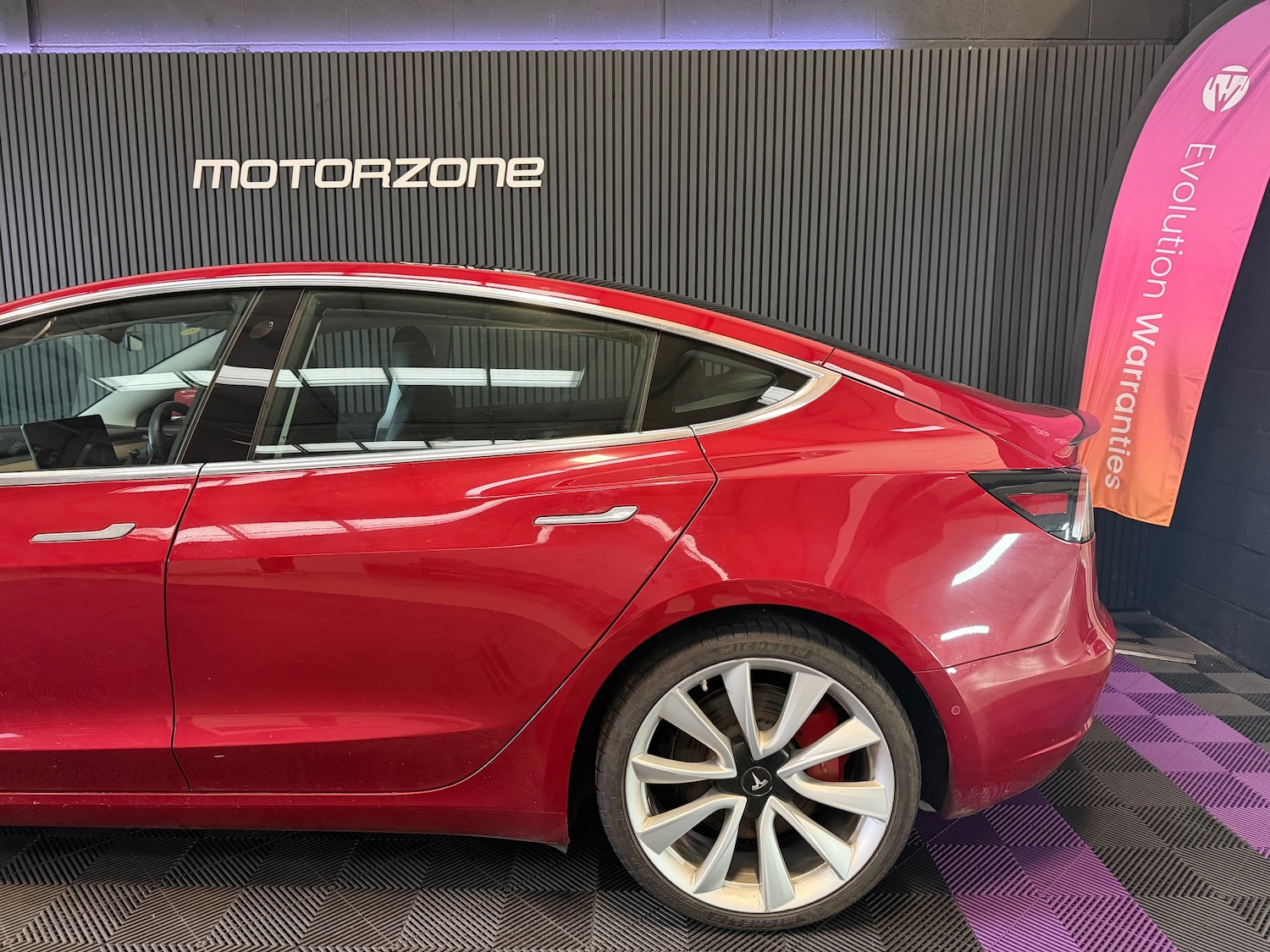Used Tesla Model 3 2019 for sale - 77493770: Photo 15