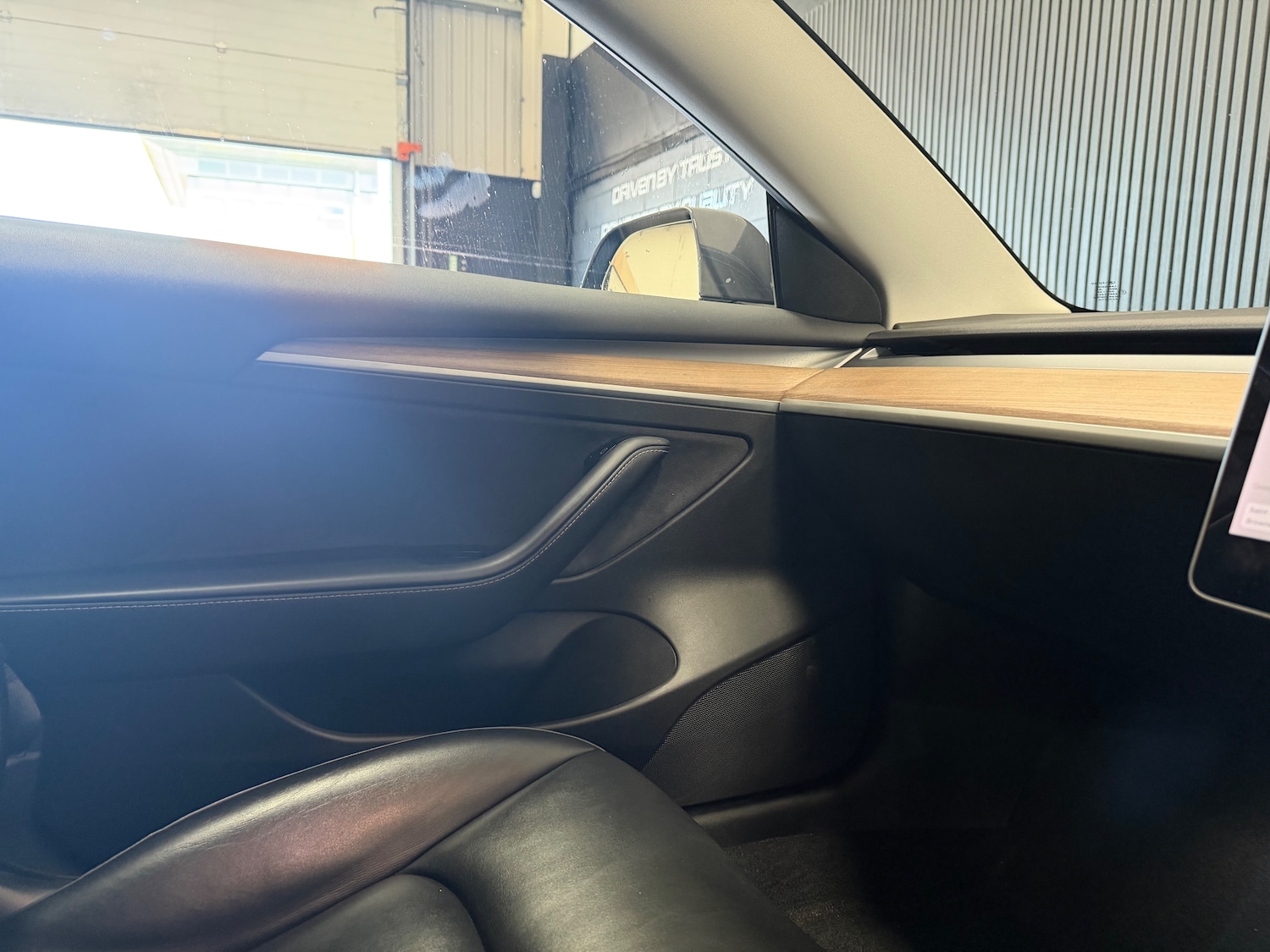 Used Tesla Model 3 2021 for sale - 78168306: Photo 24