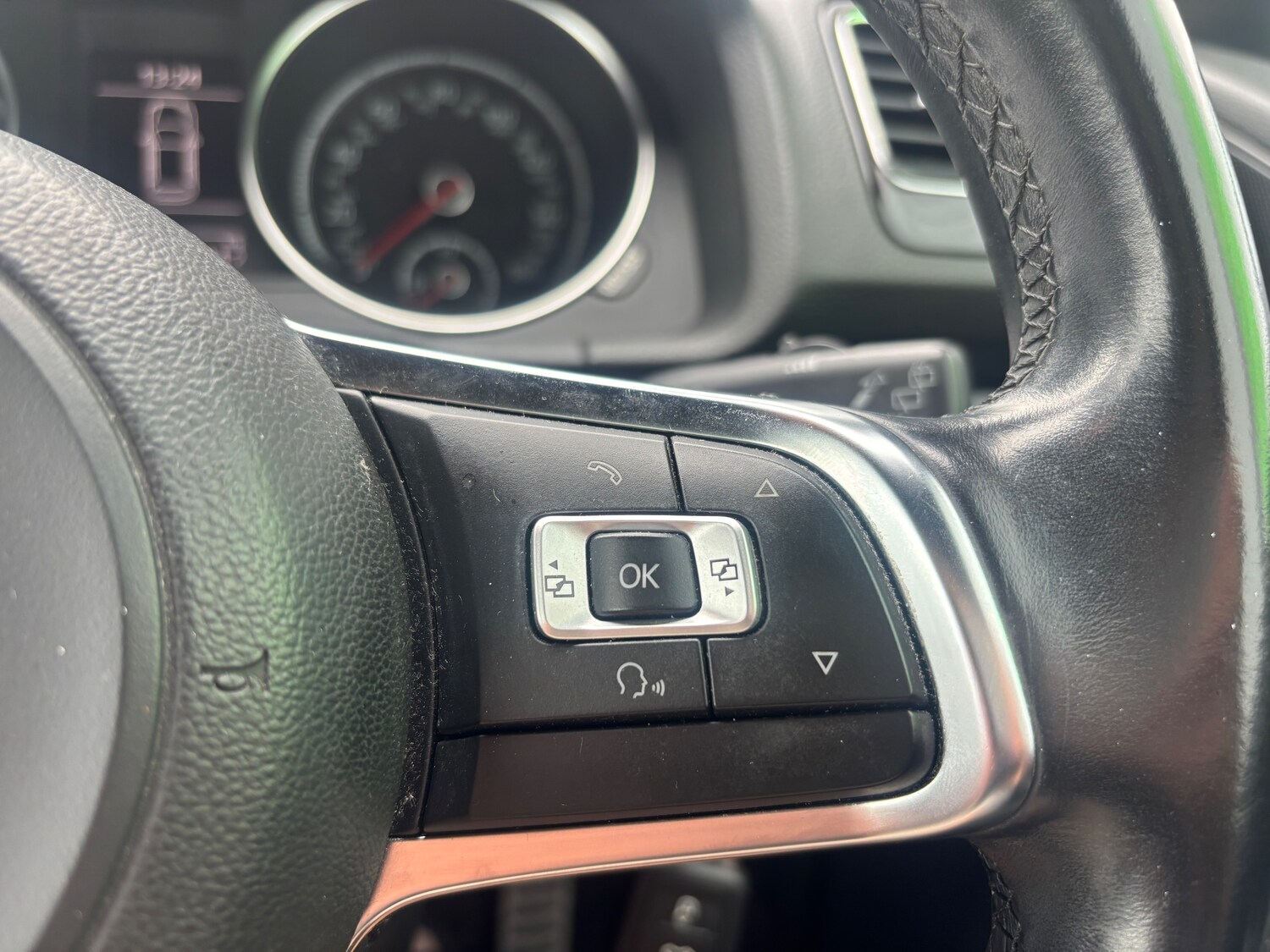 Used Volkswagen Scirocco 2015 for sale - 77916238: Photo 37