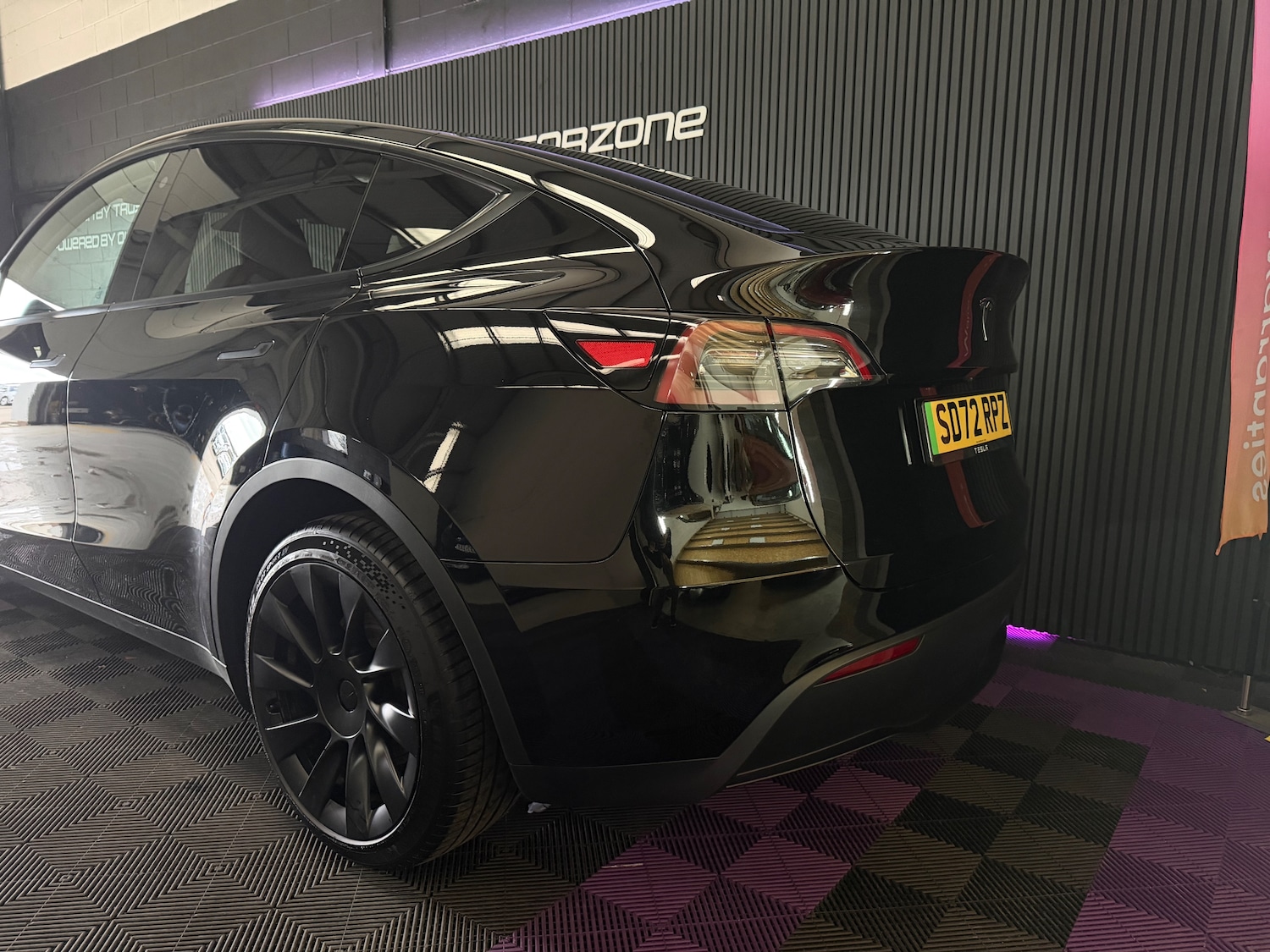 Used Tesla Model Y 2022 for sale - 77904280: Photo 2