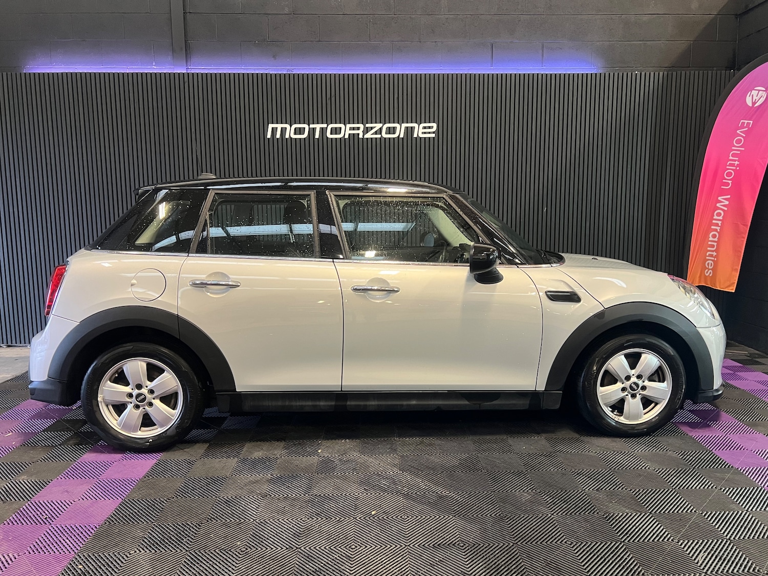 Used MINI Hatch 2022 for sale - 77152709: Photo 7