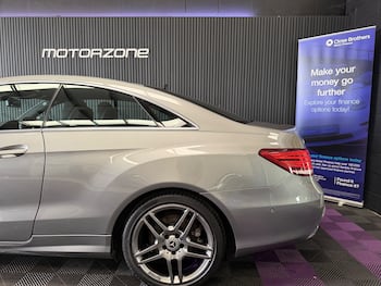 Used Mercedes-Benz E Class 2014 for sale - 79733636: Photo