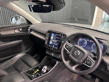 Used Volvo XC40 2019 for sale - 78477412: Photo