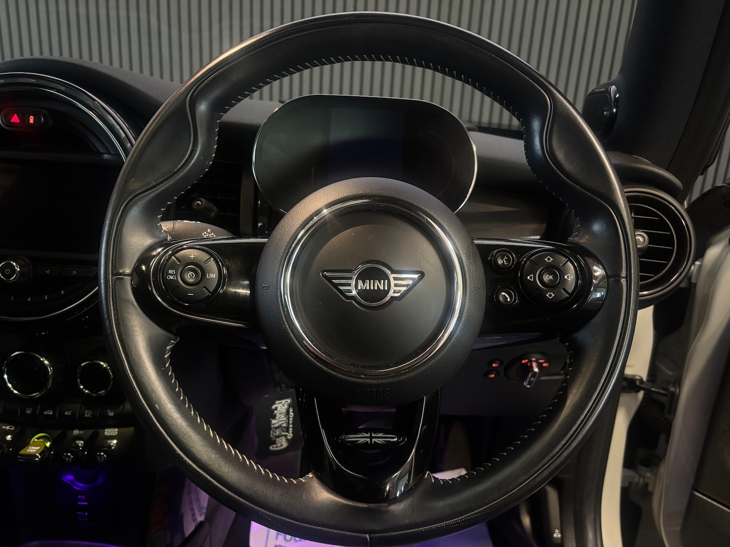 Used MINI Hatch 2020 for sale - 76716415: Photo 14