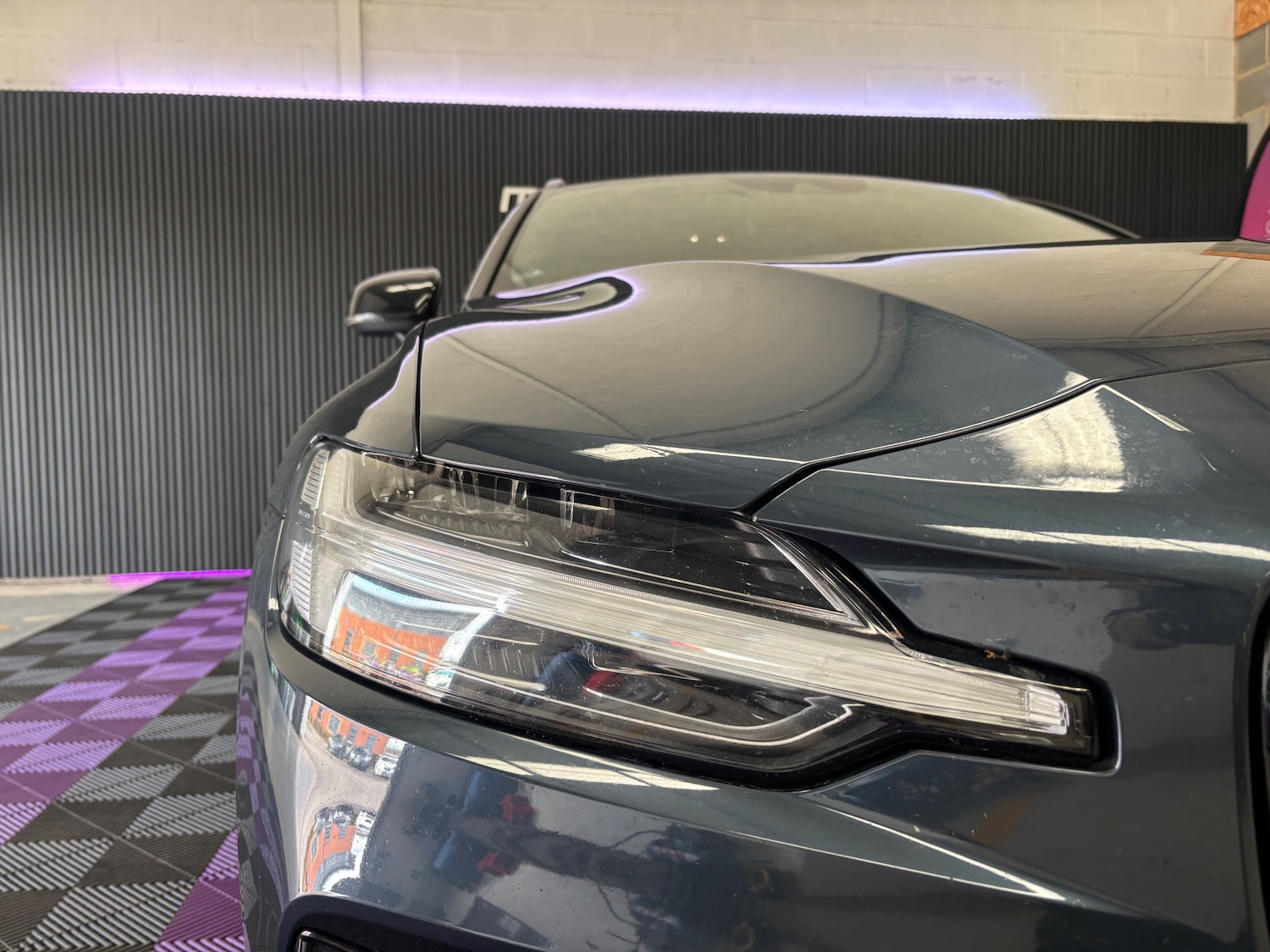 Used Volvo V60 2021 for sale - 76716409: Photo 23