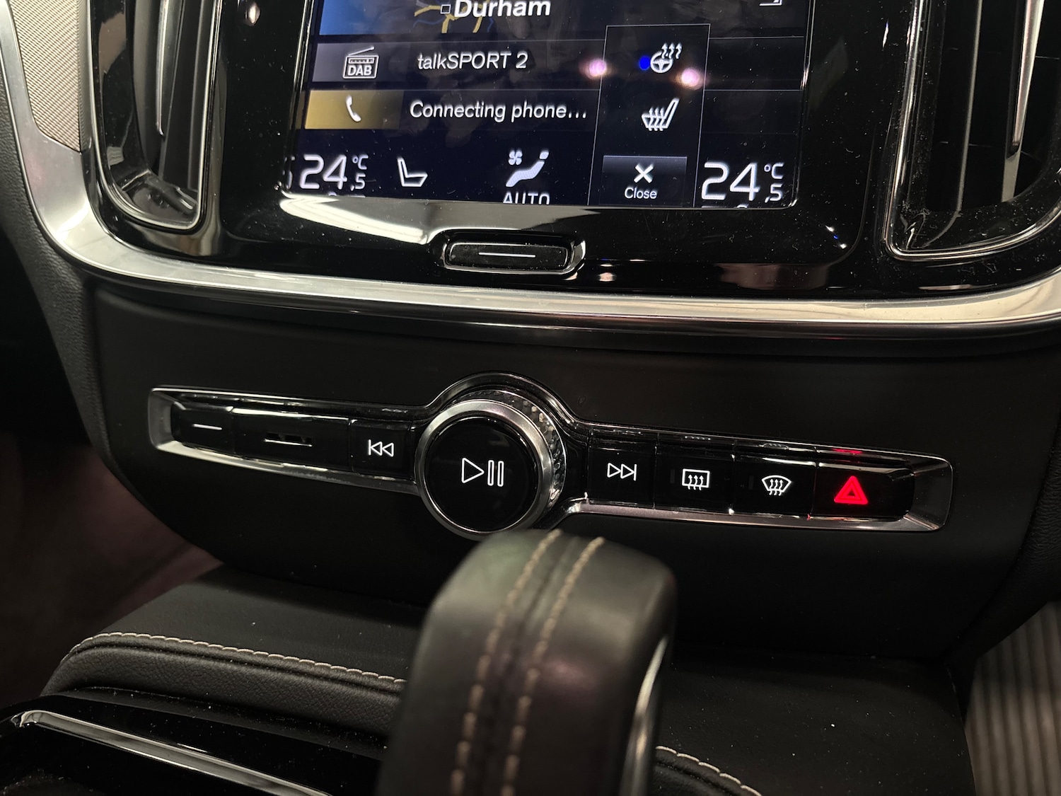 Used Volvo V60 2021 for sale - 76716409: Photo 29