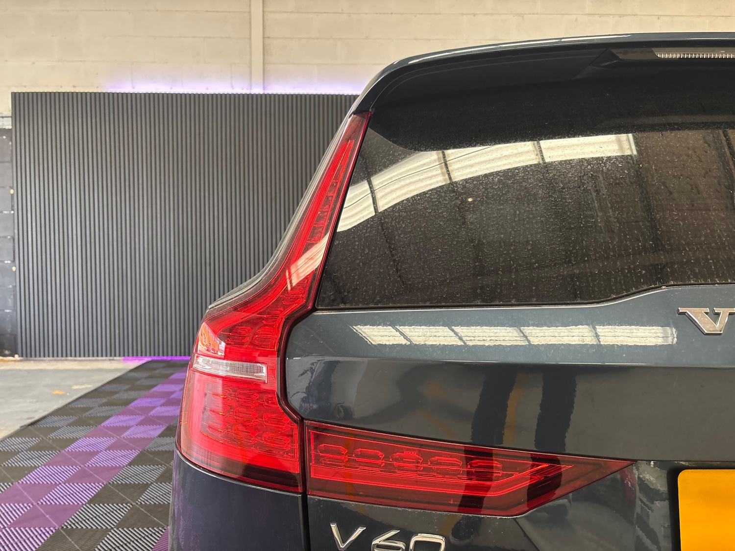 Used Volvo V60 2021 for sale - 76716409: Photo 34