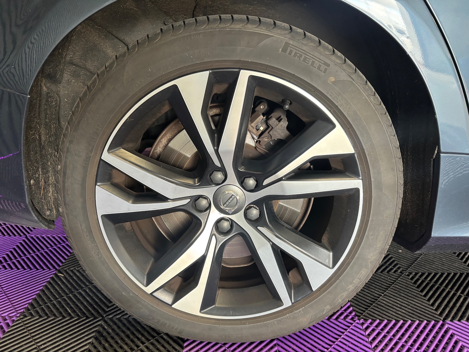 Used Volvo V60 2021 for sale - 76716409: Photo 39