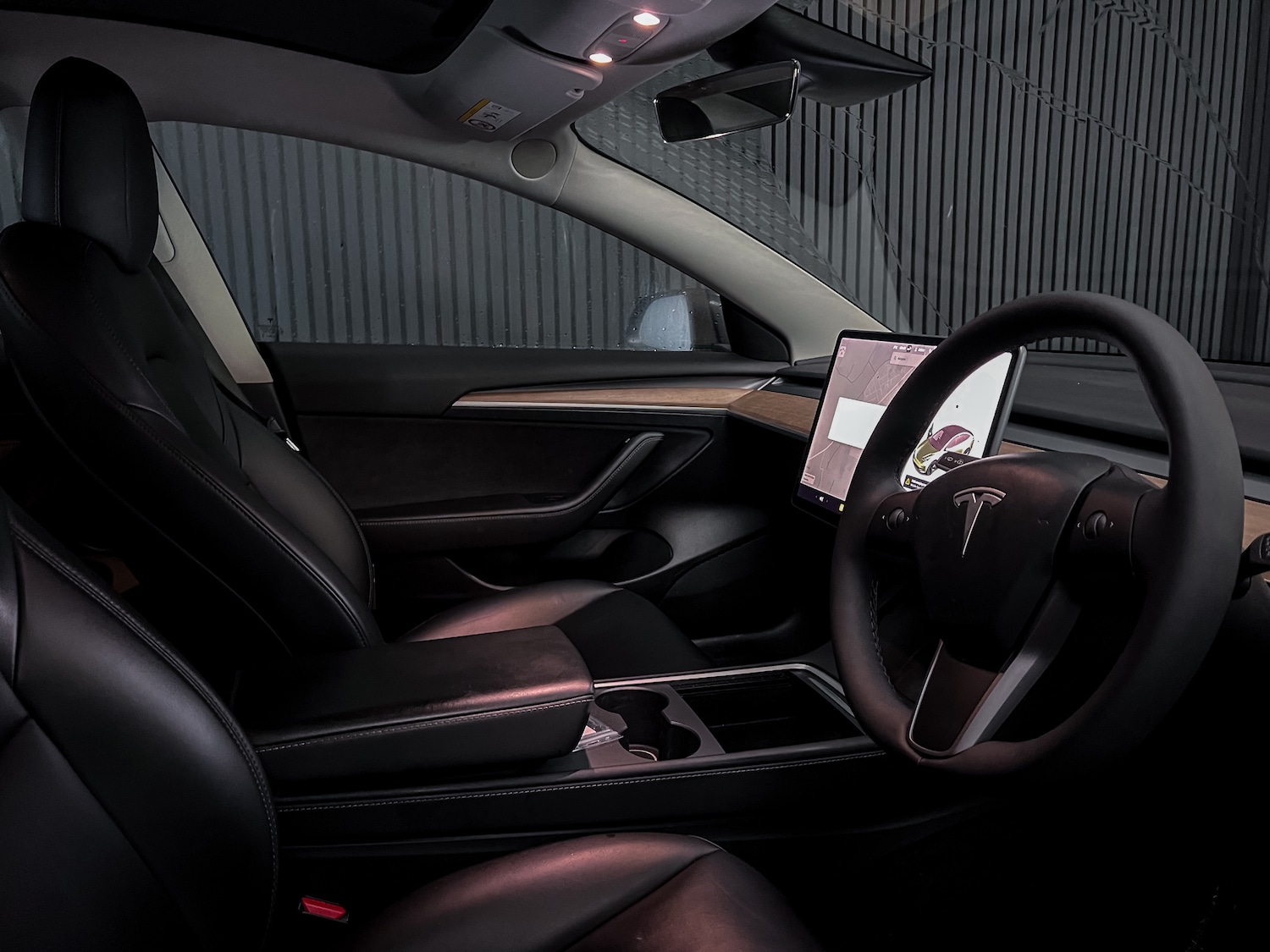 Used Tesla Model 3 2021 for sale - 77350496: Photo 3