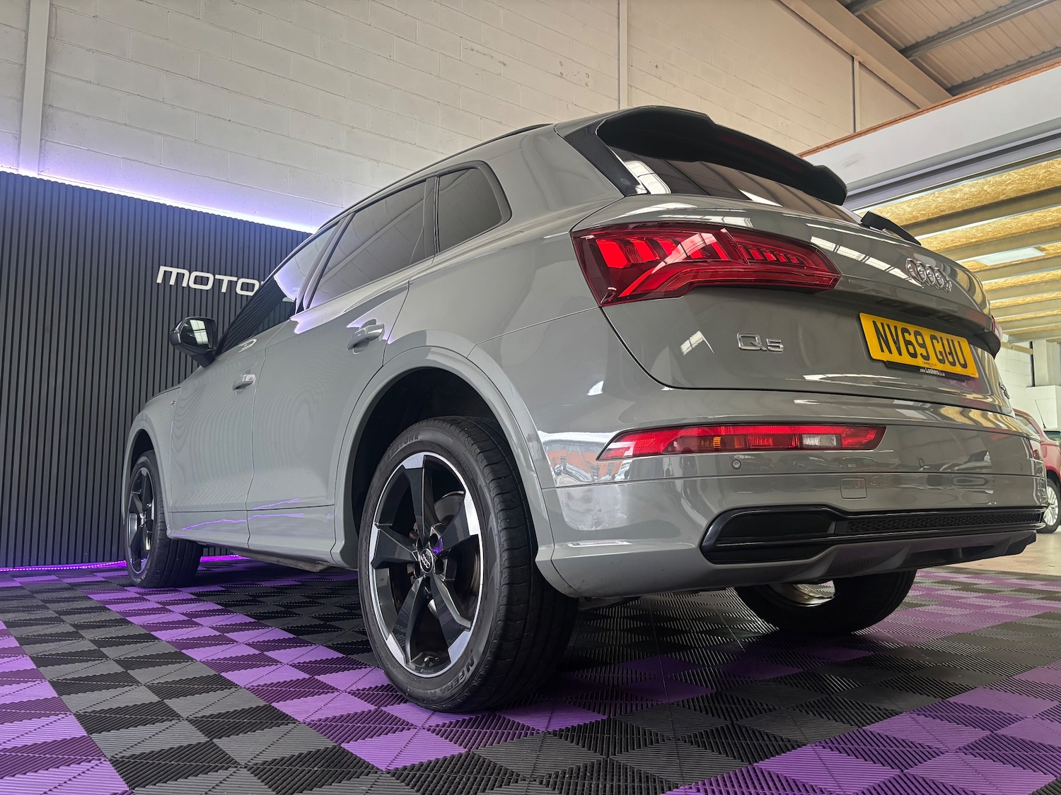 Used Audi Q5 2020 for sale - 76120152: Photo 11