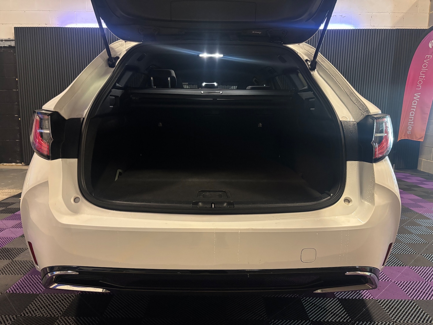 Used Suzuki Swace 2023 for sale - 76501197: Photo 30