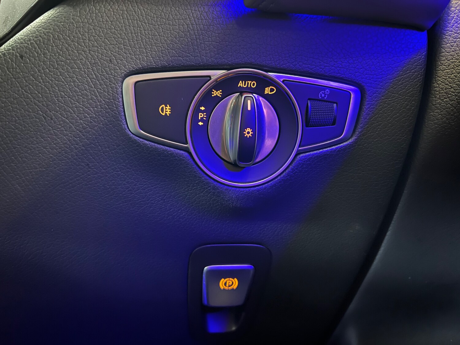 Used Mercedes-Benz EQC 2020 for sale - 77603830: Photo 37