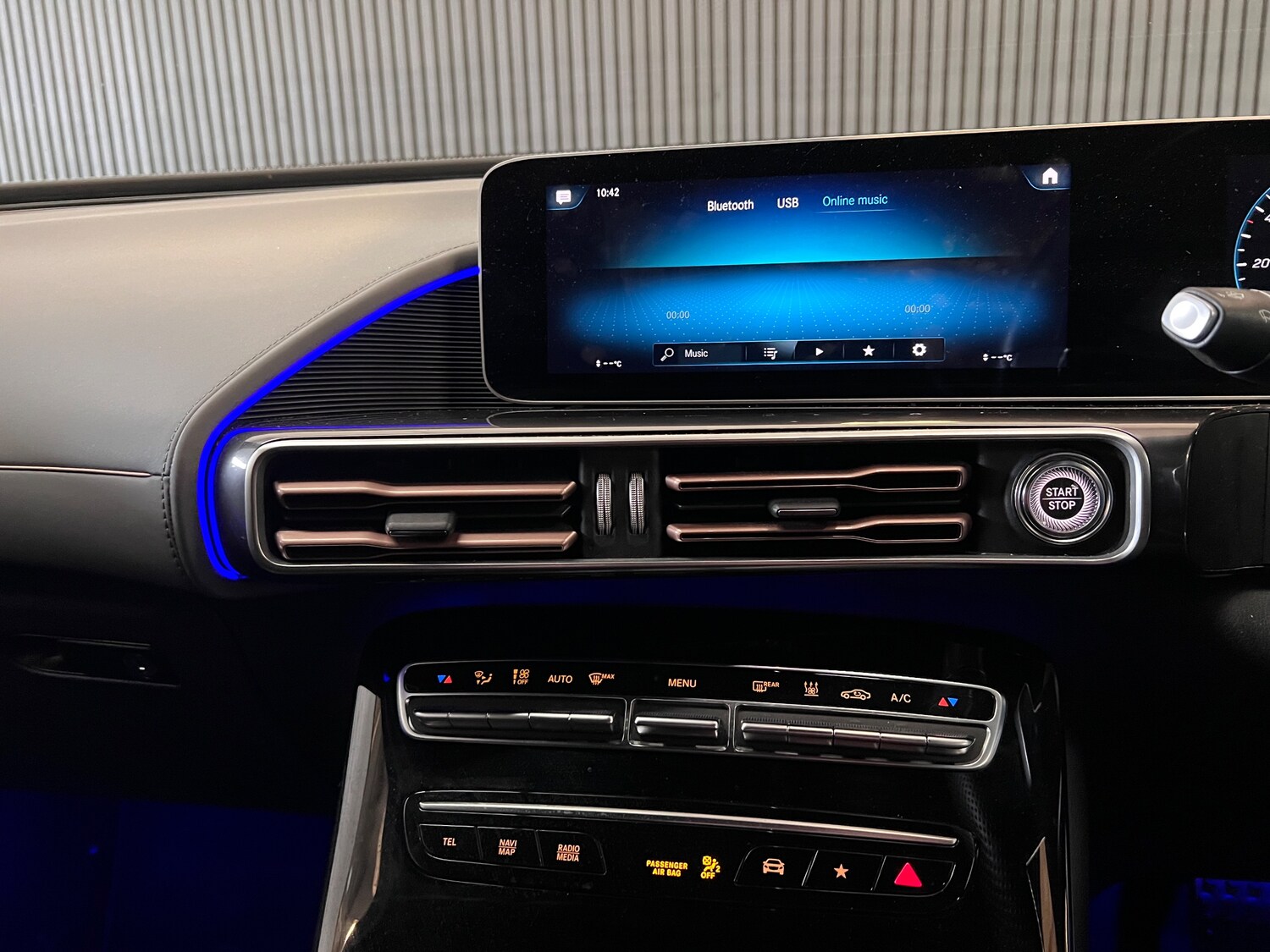 Used Mercedes-Benz EQC 2020 for sale - 77603830: Photo 42