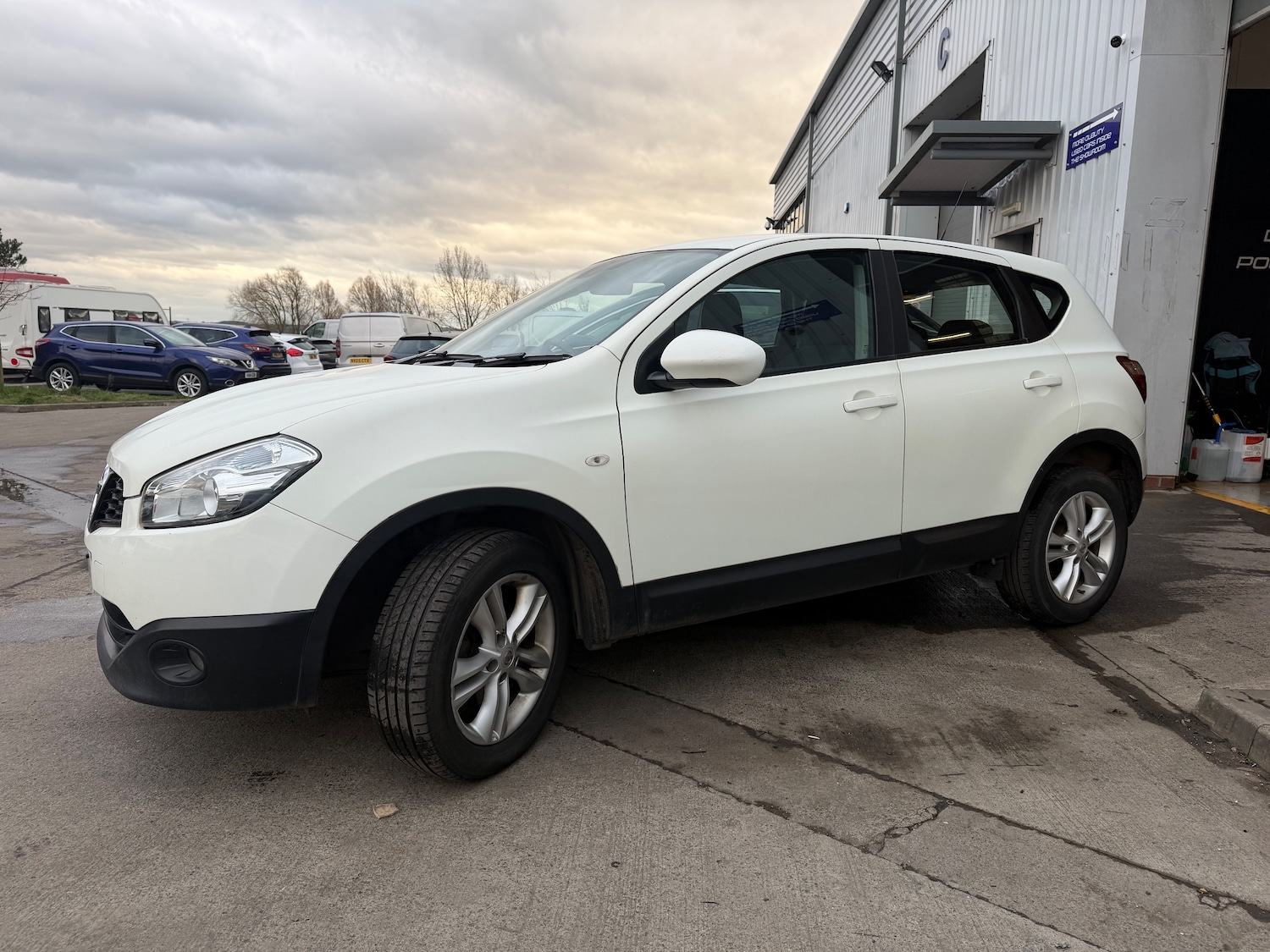 Used Nissan Qashqai 2013 for sale - 77820085: Photo 5