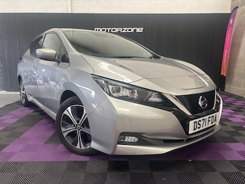 Nissan - Leaf