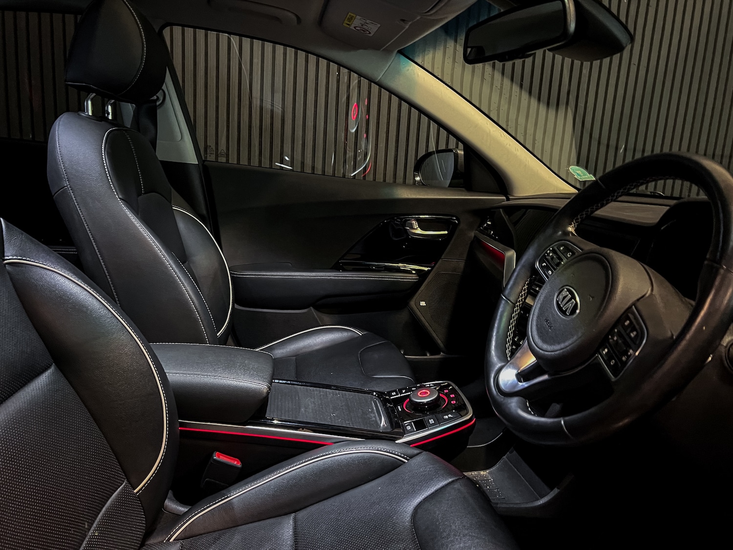 Used Kia Niro 2021 for sale - 77450910: Photo 2