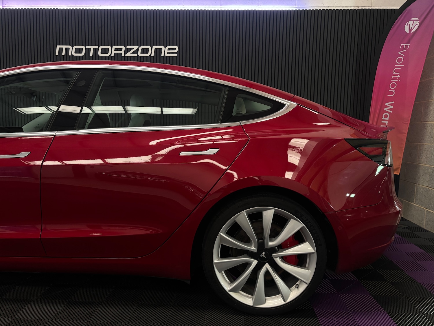 Used Tesla Model 3 2019 for sale - 76477477: Photo 11