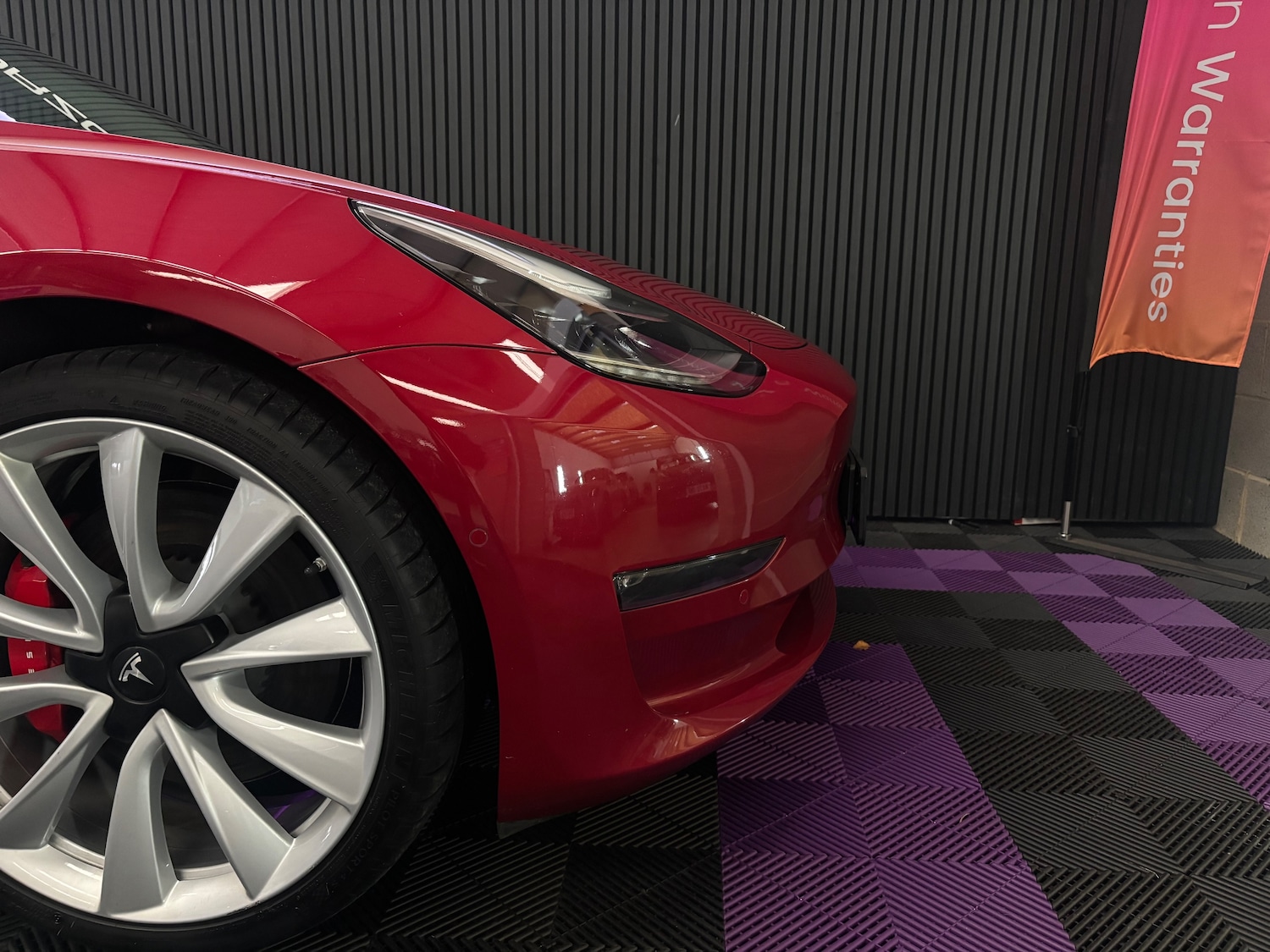 Used Tesla Model 3 2019 for sale - 76477477: Photo 24