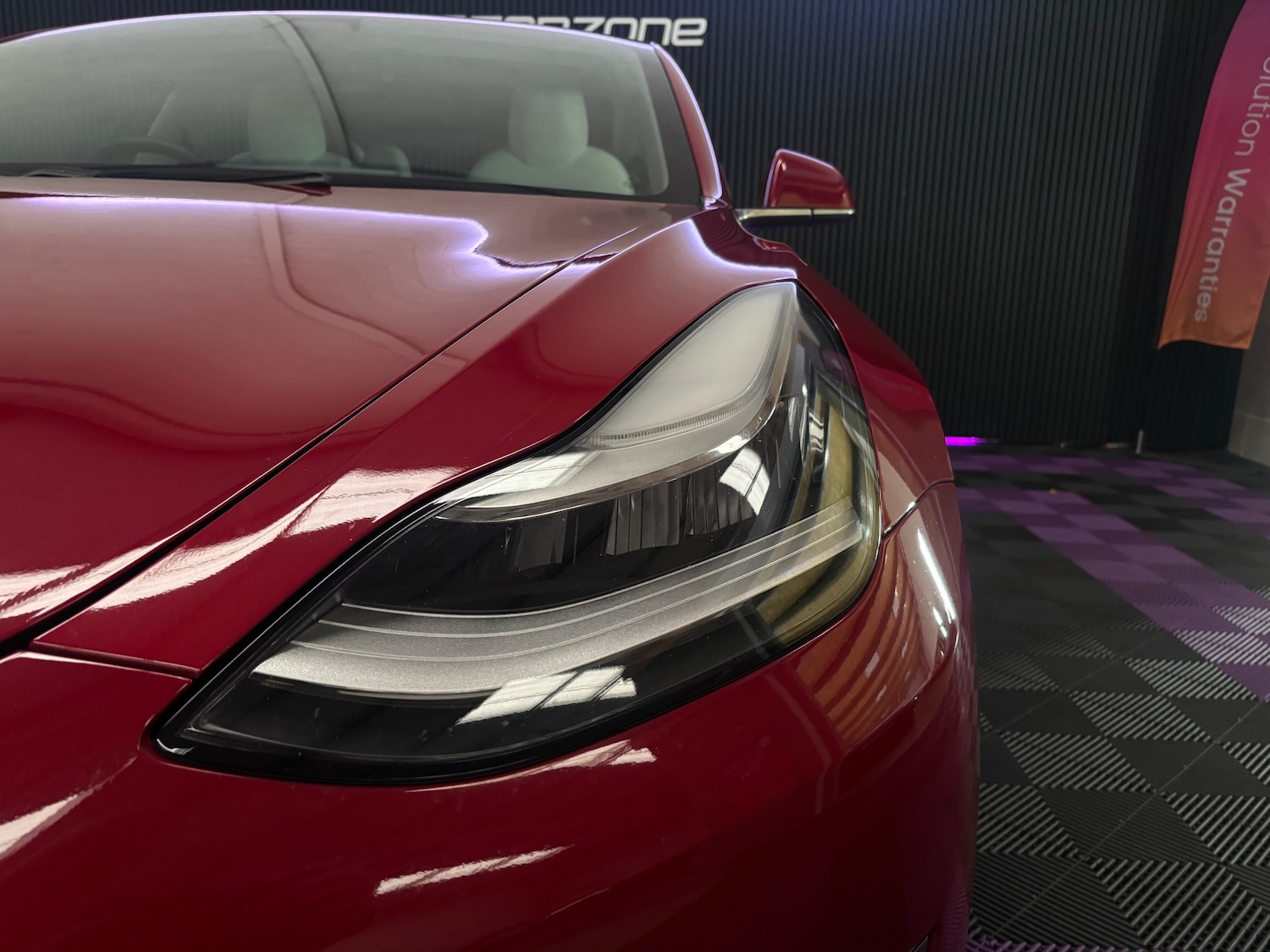 Used Tesla Model 3 2019 for sale - 76477477: Photo 28