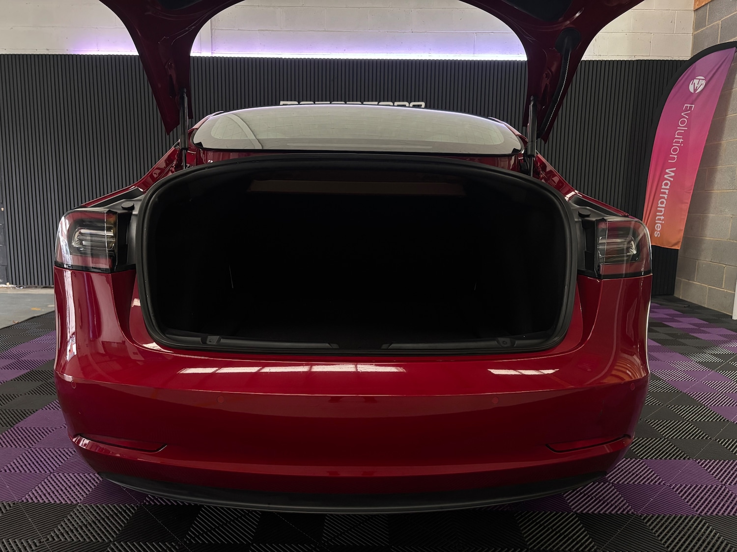 Used Tesla Model 3 2019 for sale - 76477477: Photo 37