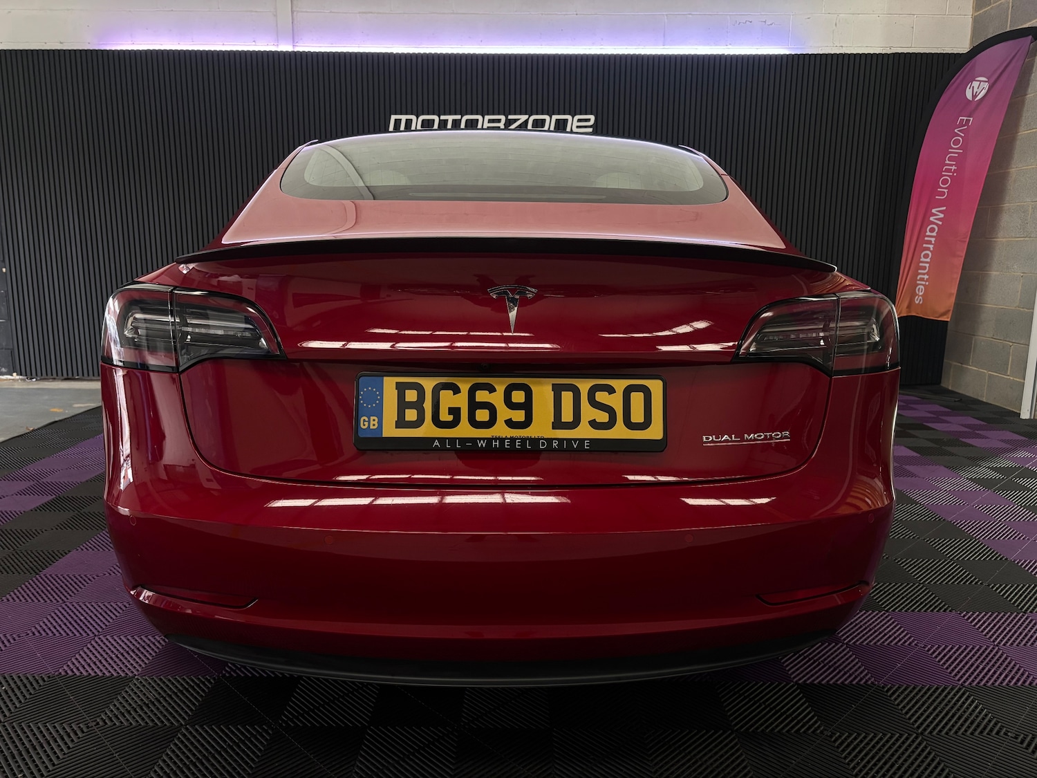 Used Tesla Model 3 2019 for sale - 76477477: Photo 9