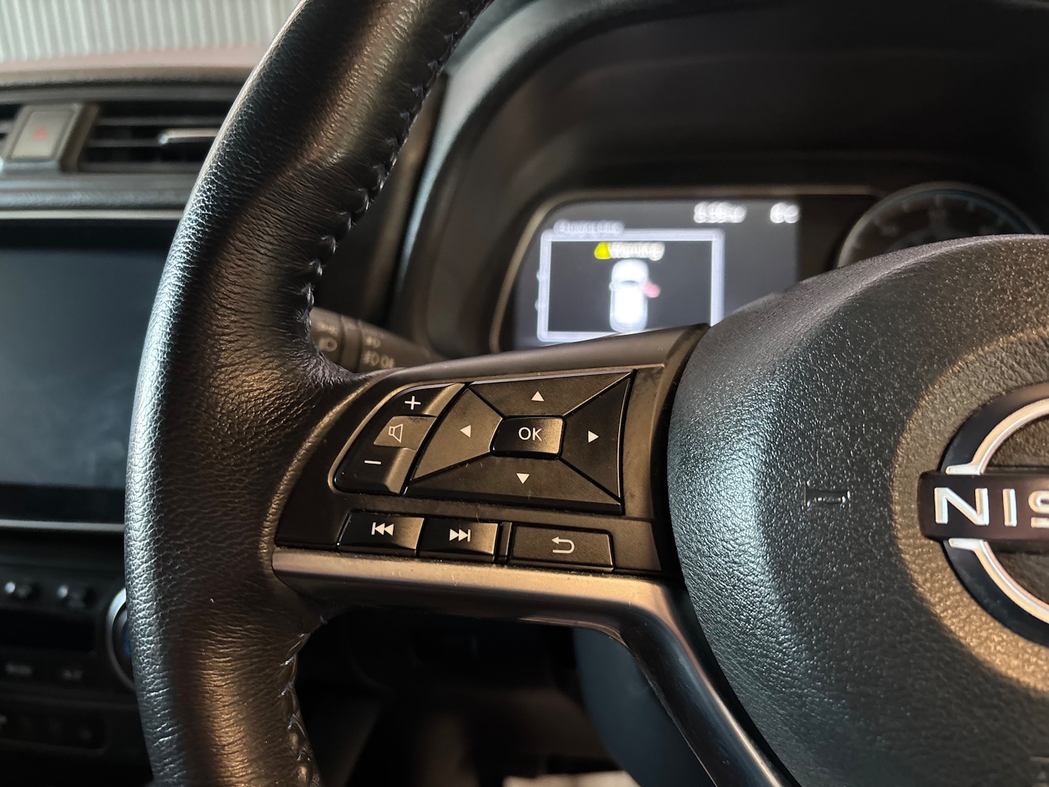 Used Nissan Leaf 2022 for sale - 76909277: Photo 51